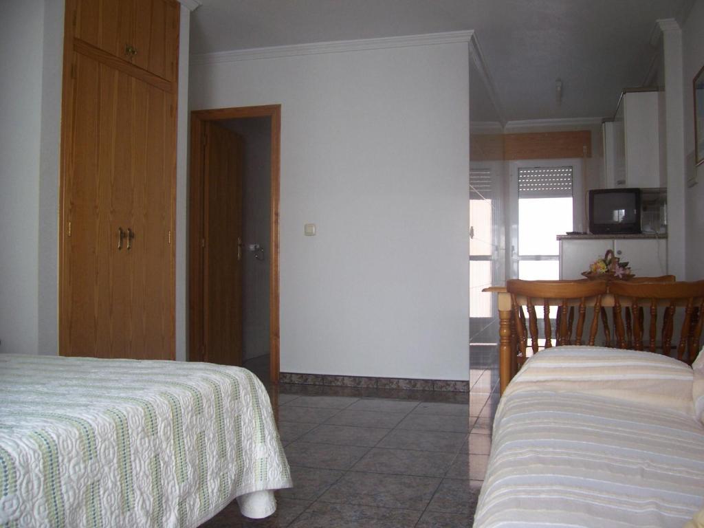 Apartamentos Berlin 산페드로델피나타르 외부 사진