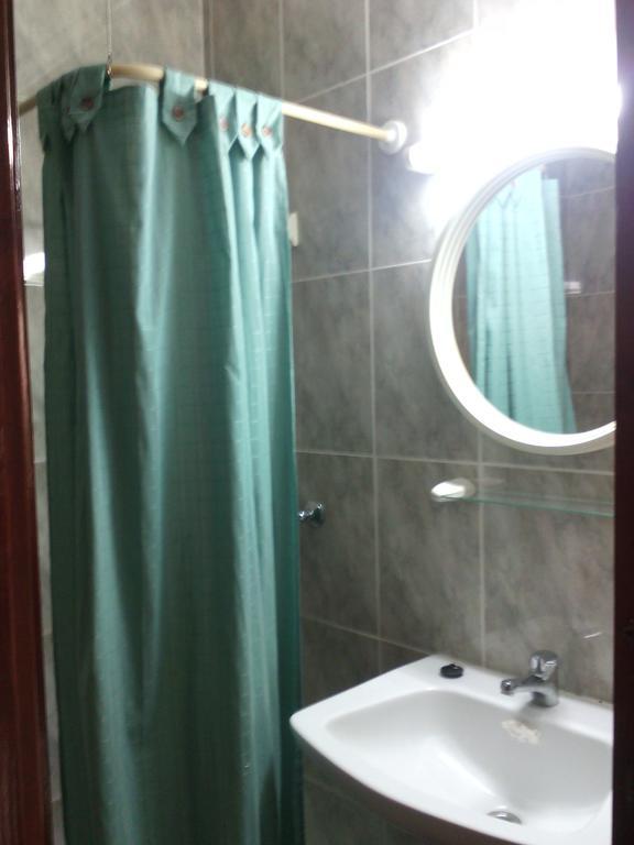 Apartamentos Berlin 산페드로델피나타르 외부 사진