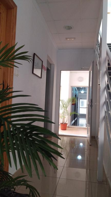 Apartamentos Berlin 산페드로델피나타르 외부 사진
